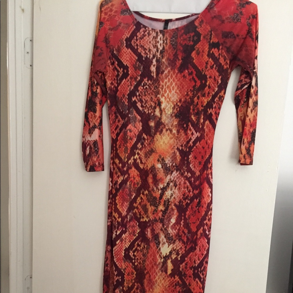 Junior’s / Women’s Dress S